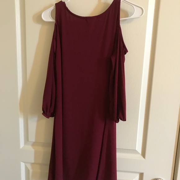 Maroon open shoulder dress - Picture 2 of 2